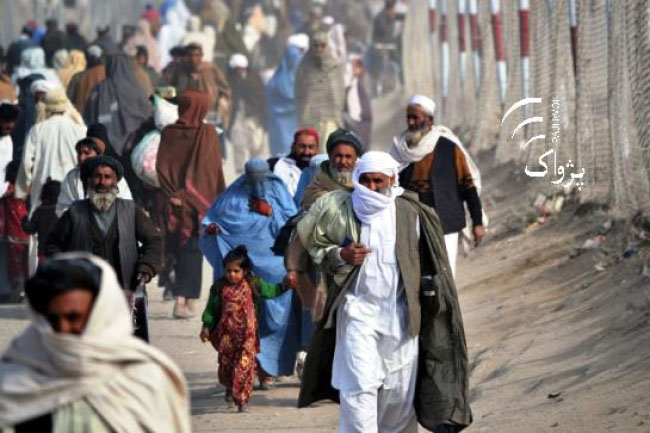 وزارت مهاجرين: از پاکستان مى خواهيم موضوع مهاجرت را سياسى نسازد